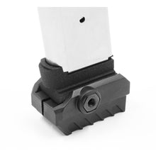 Lade das Bild in den Galerie-Viewer, MAGRAIL – MAGAZIN BODENPLATTE ADAPTER – WILSON COMBAT 1911 – für Kaliber 9mm - MantisX.de
