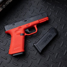 Lade das Bild in den Galerie-Viewer, MANTIS TitanX Smart Laser Trainingspistole | PREORDER - MantisX.de

